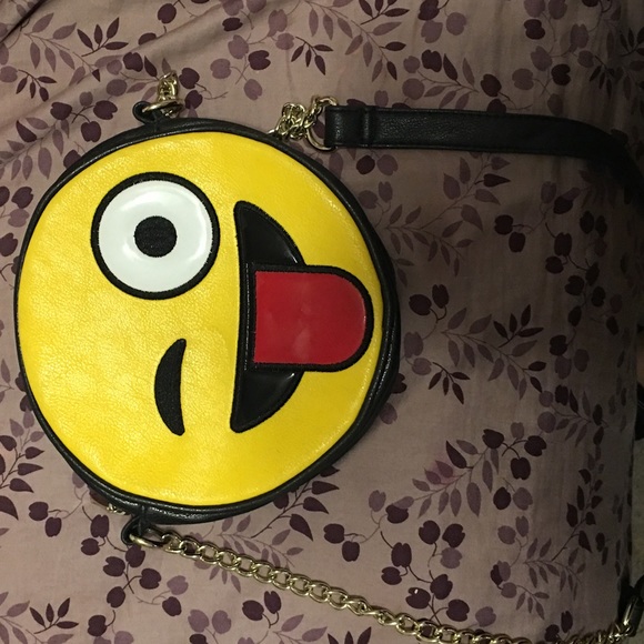 Purses - Picture 5 of 5